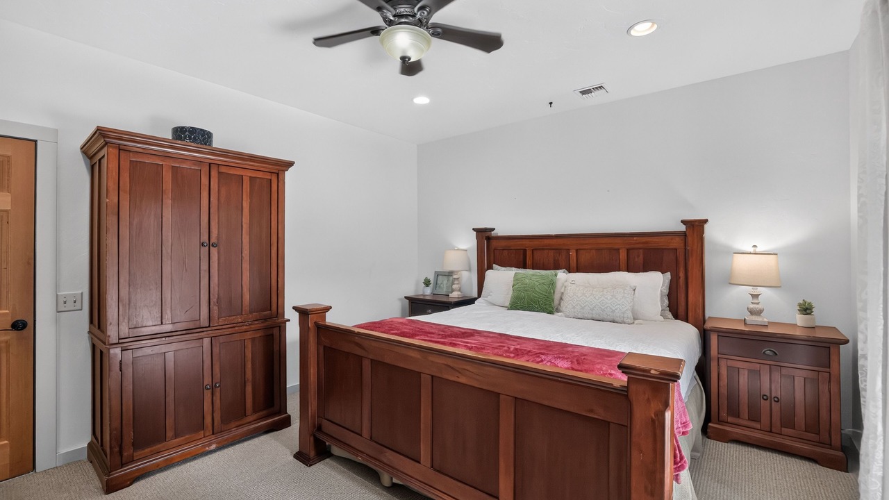 Photo of Bedroom in Dallesport