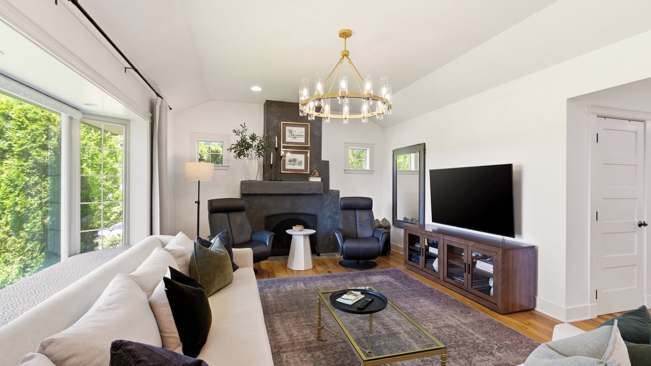 Photo of Livingroom in Manito