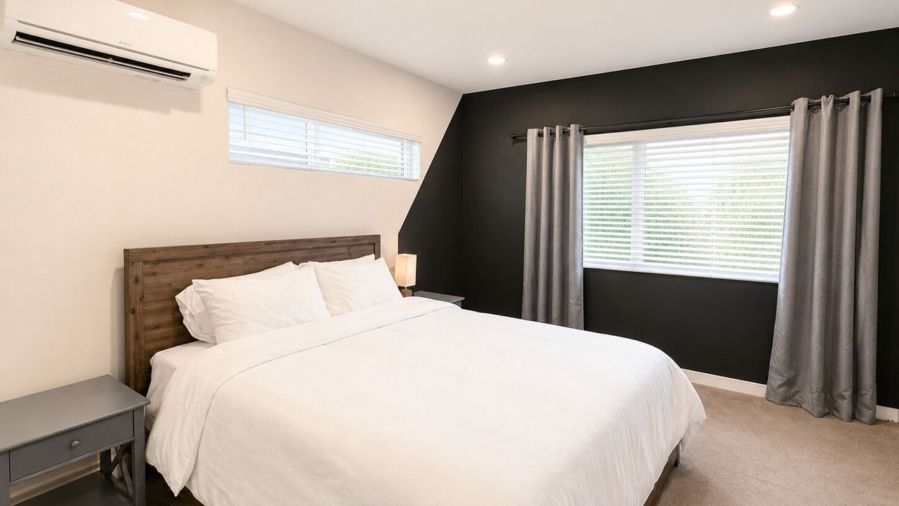 Photo of Bedroom in Highline