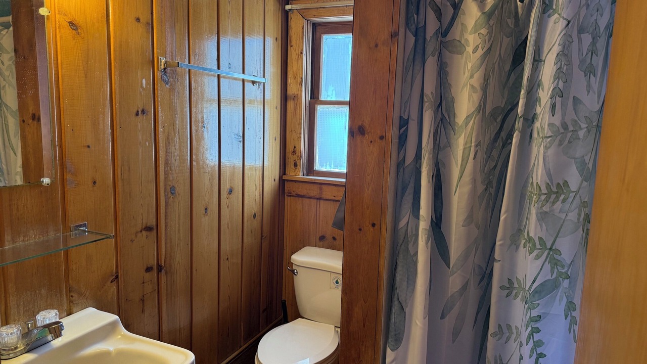 Photo of Bathroom in Republic