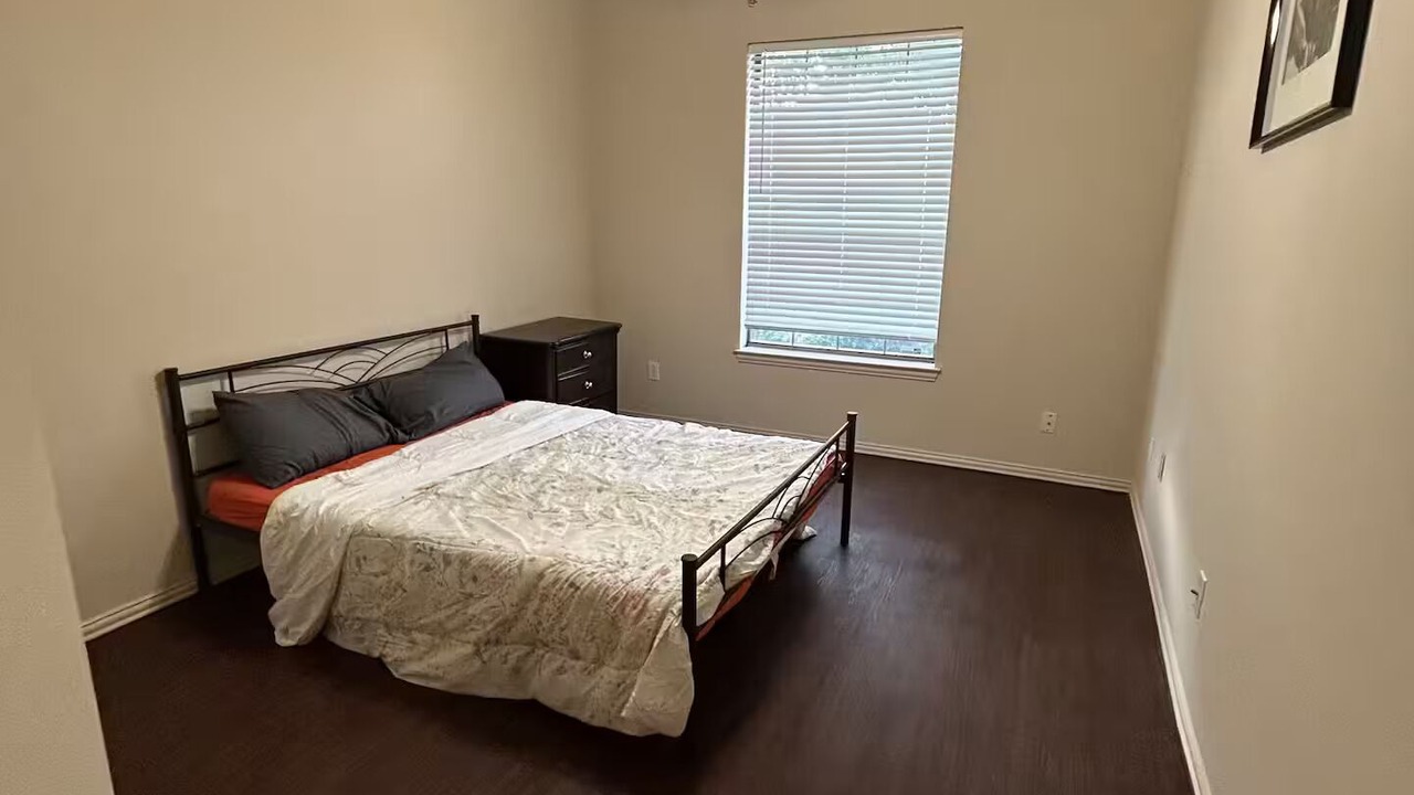 Photo of Bedroom in Cedar Hill