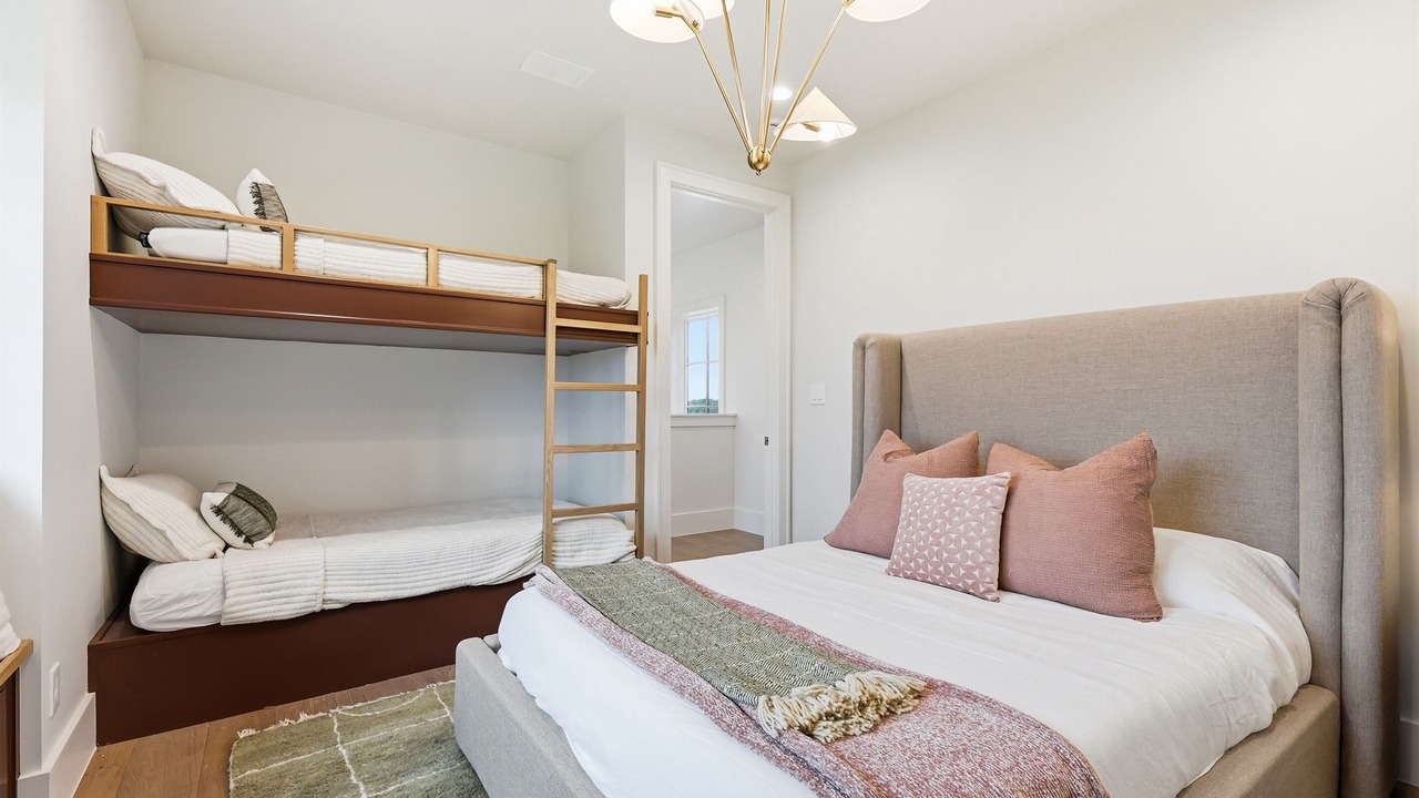 Photo of Bedroom in Graford