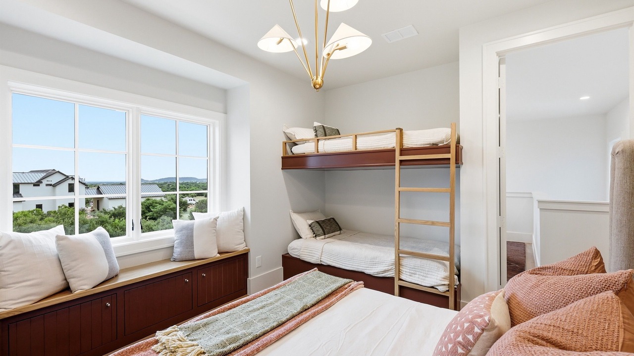 Photo of Bedroom in Graford