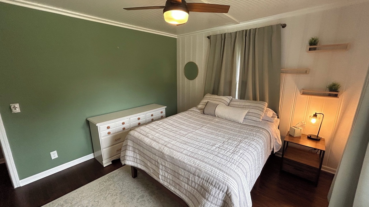 Photo of Bedroom in South Kansas City