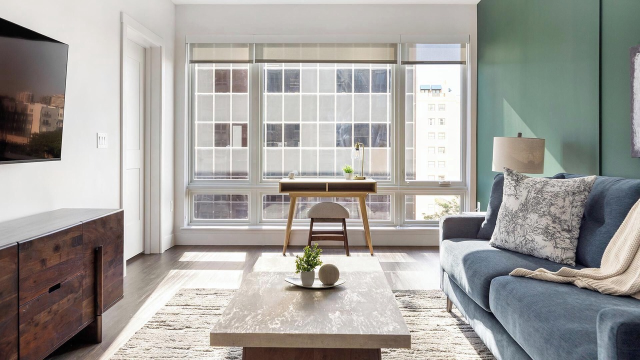 Photo of Livingroom in Uptown