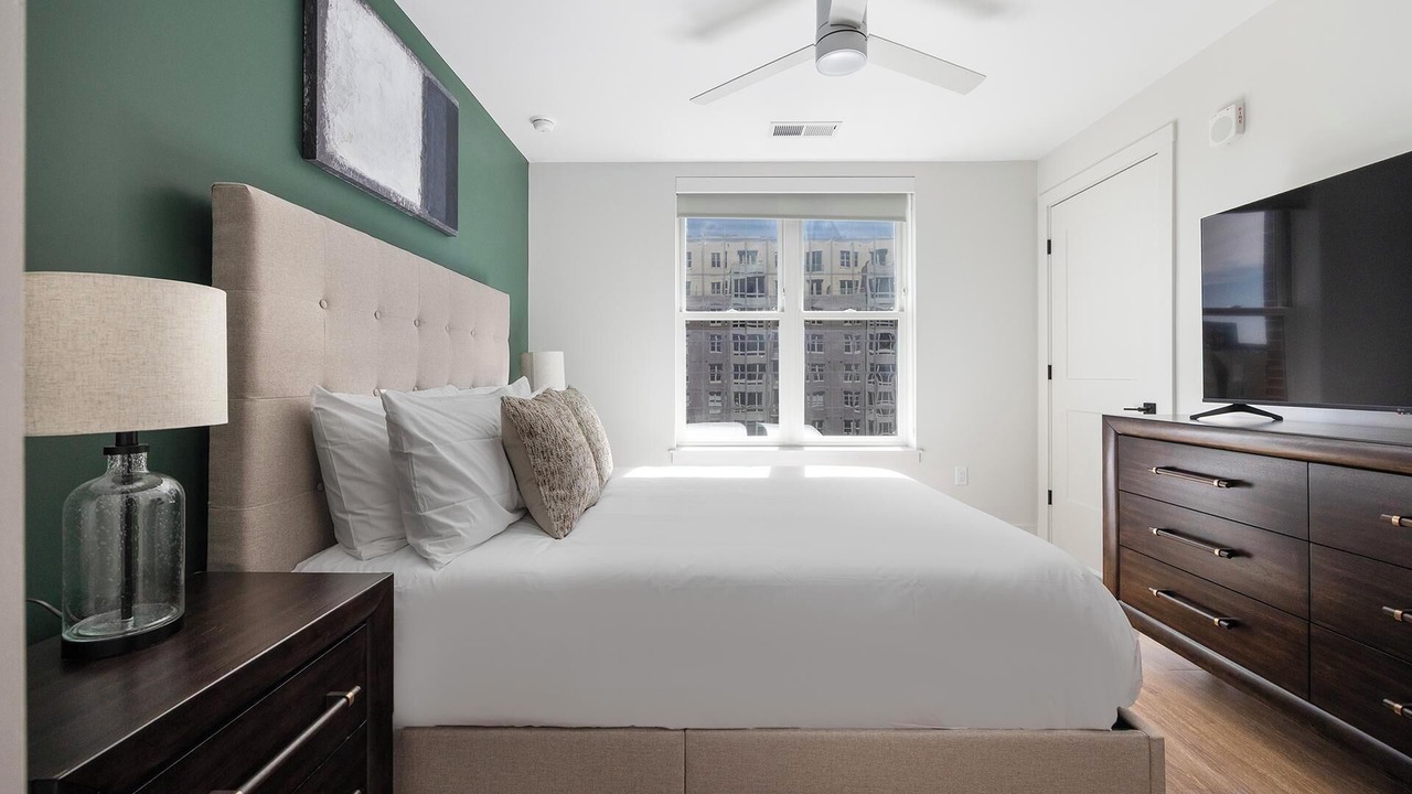 Photo of Bedroom in Uptown