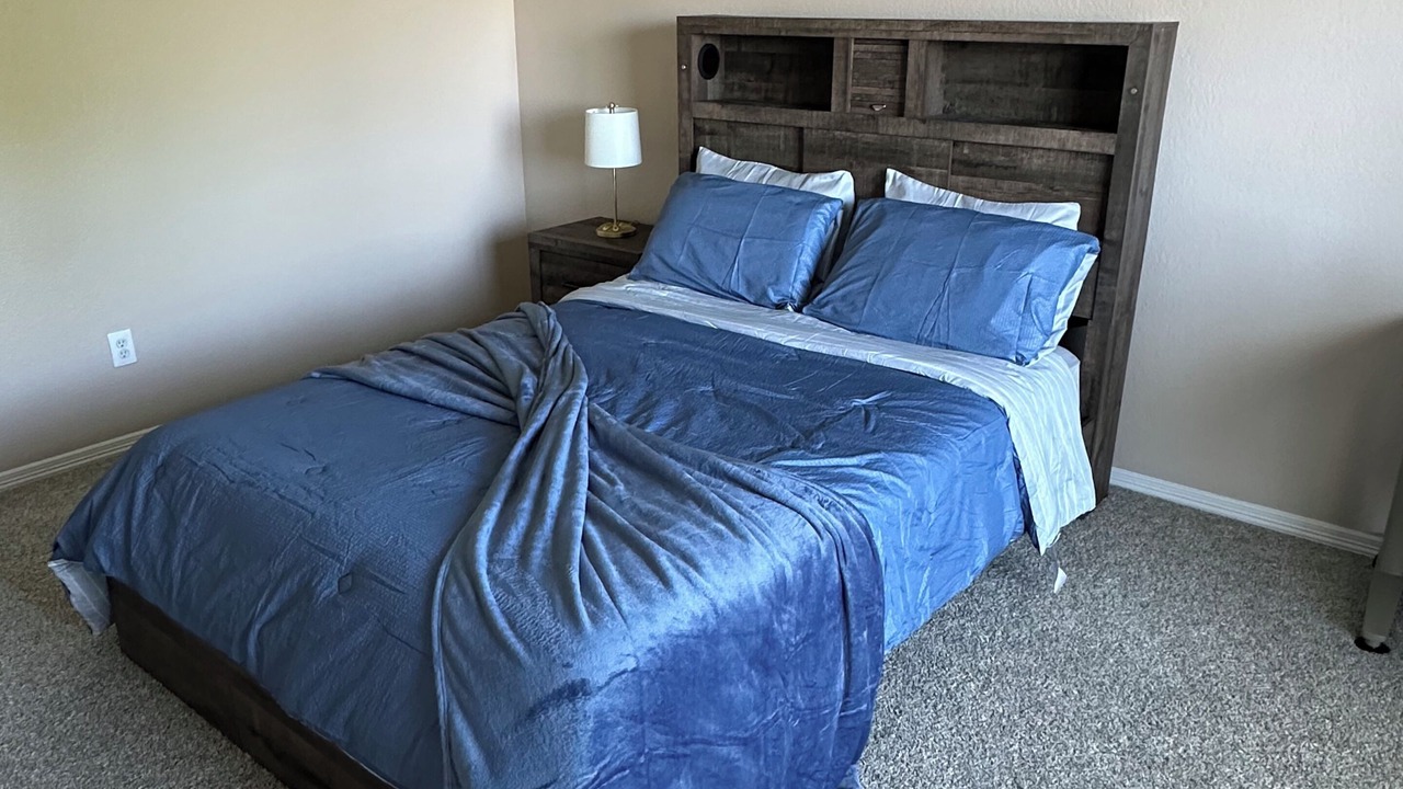 Photo of Bedroom in Hollow Hills