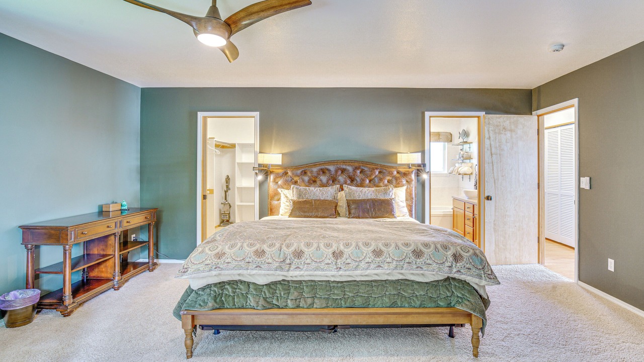 Photo of Bedroom in Lakebay