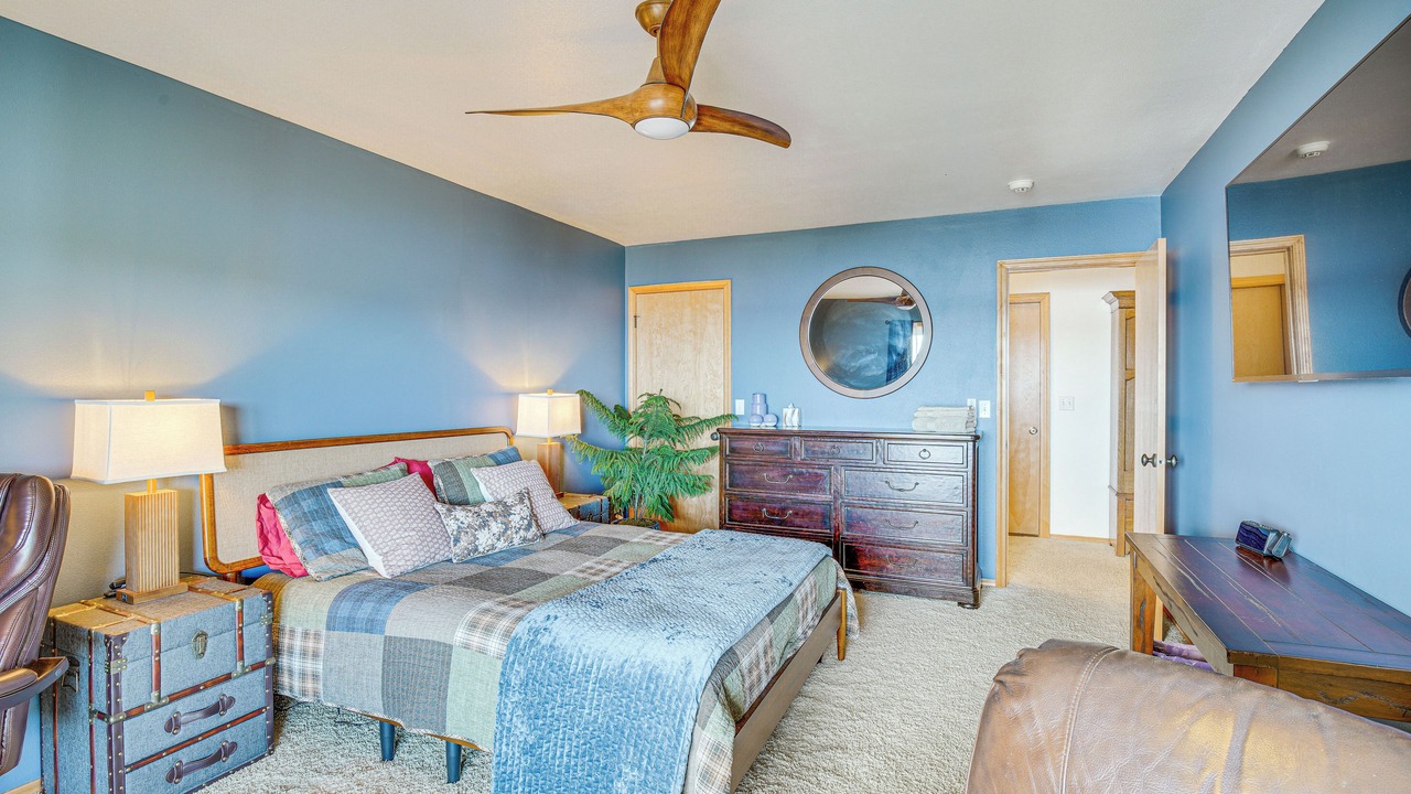 Photo of Bedroom in Lakebay