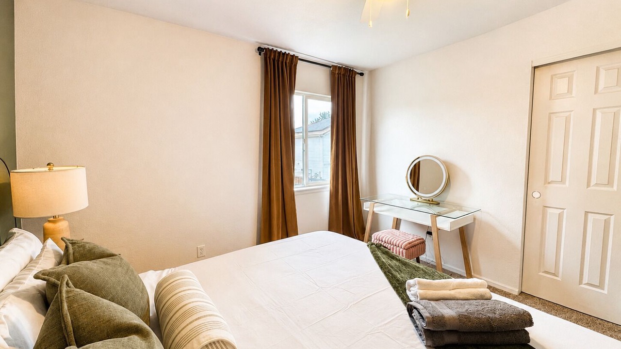 Photo of Bedroom in Green Valley Ranch
