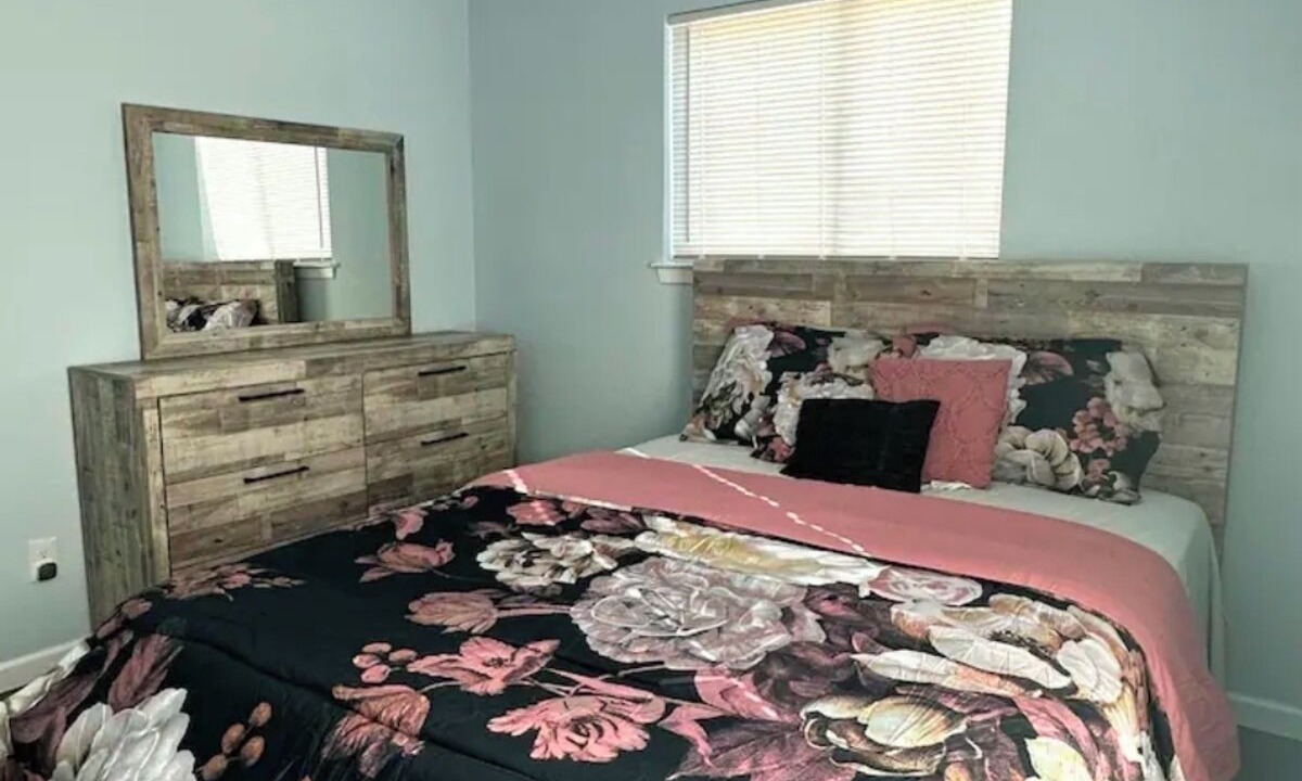 Photo of Bedroom in South Arlington
