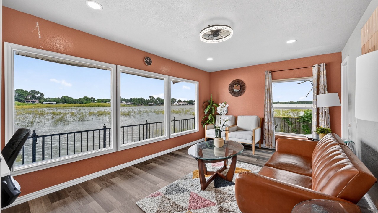 Photo of Livingroom in Azle