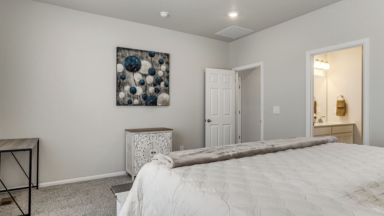 Photo of Bedroom in Commerce City