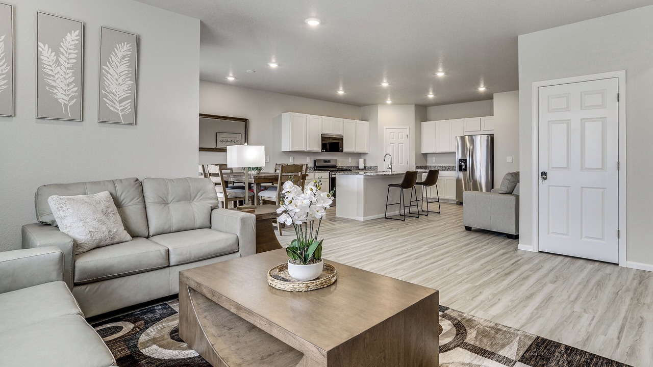 Photo of Livingroom in Commerce City