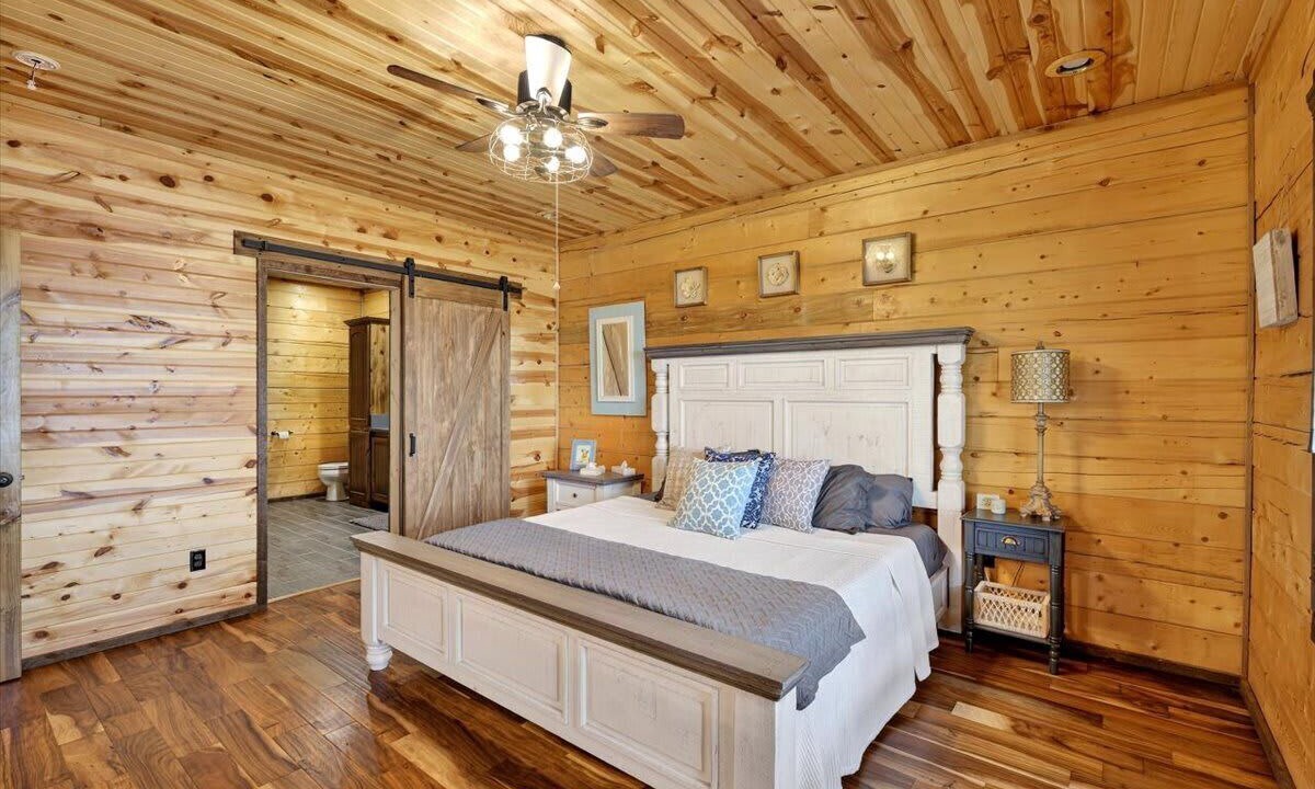 Photo of Bedroom in Clayton