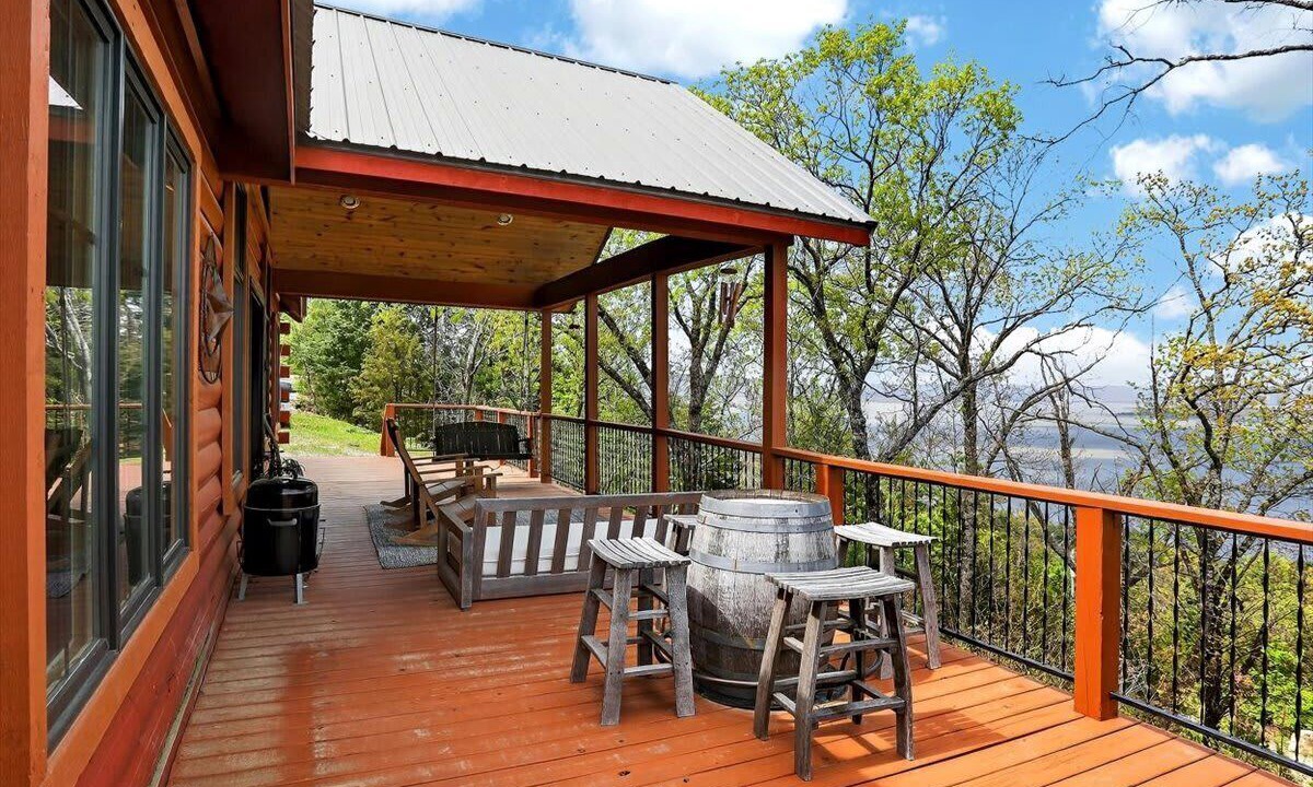 Photo of Outdoor in Clayton