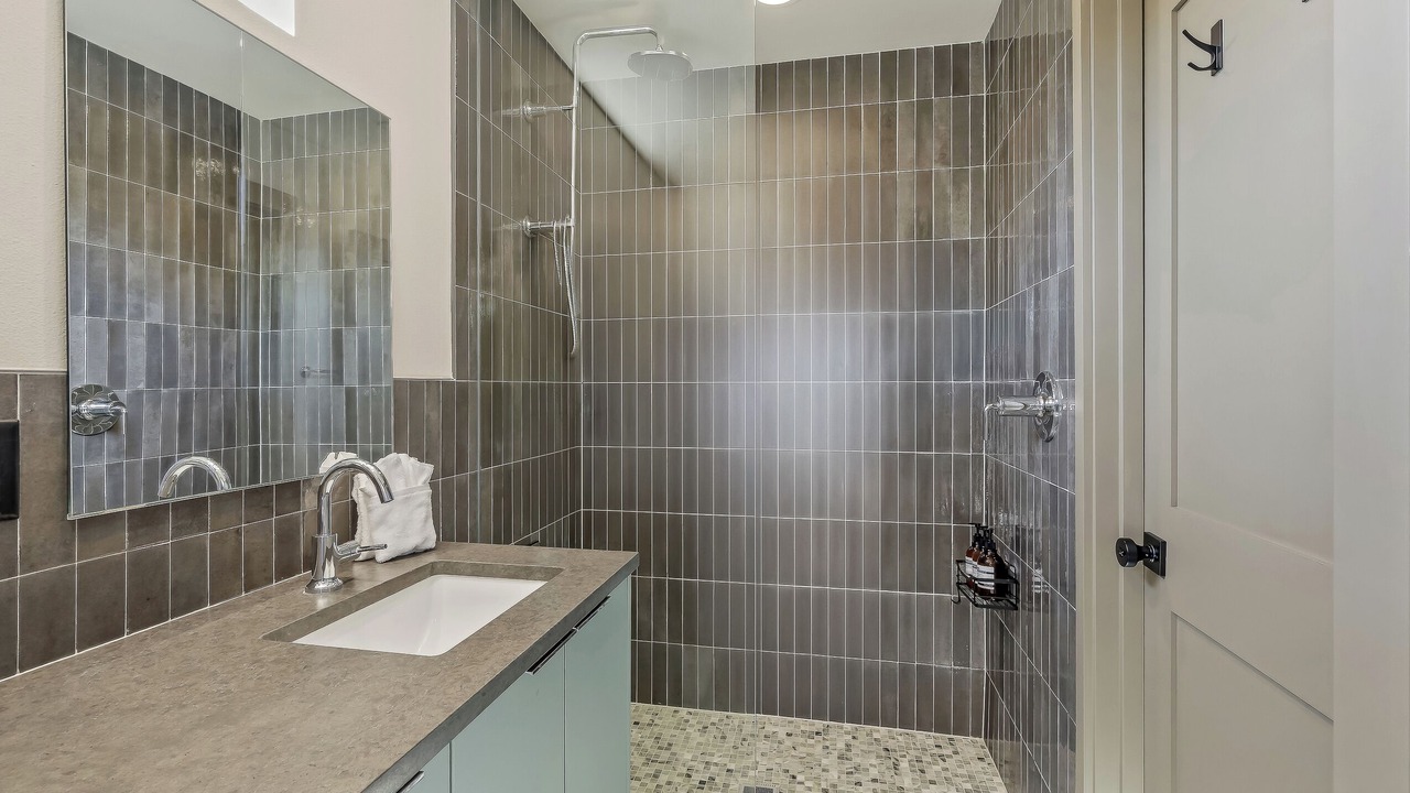 Photo of Bathroom in North Beacon Hill