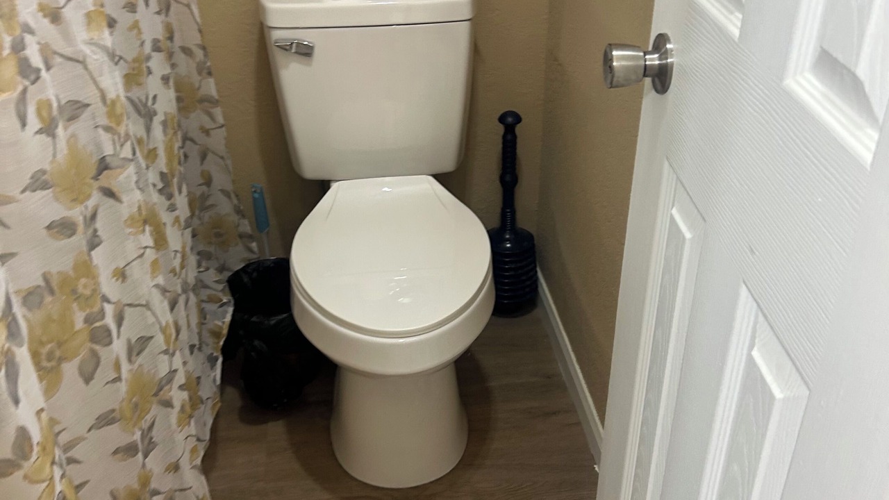 Photo of Bathroom in Muskogee County
