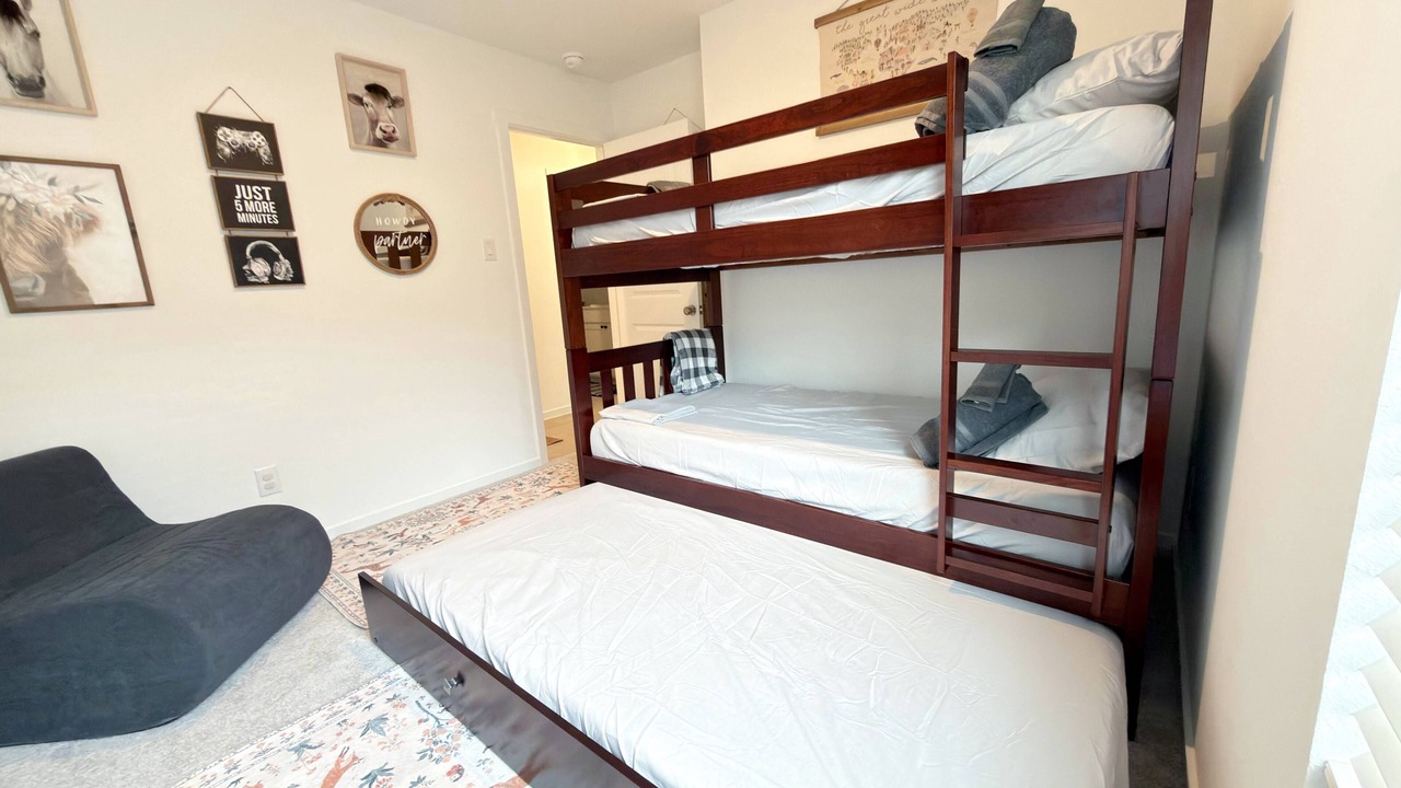 Photo of Bedroom in Wise County