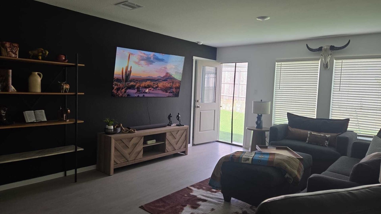 Photo of Livingroom in Wise County