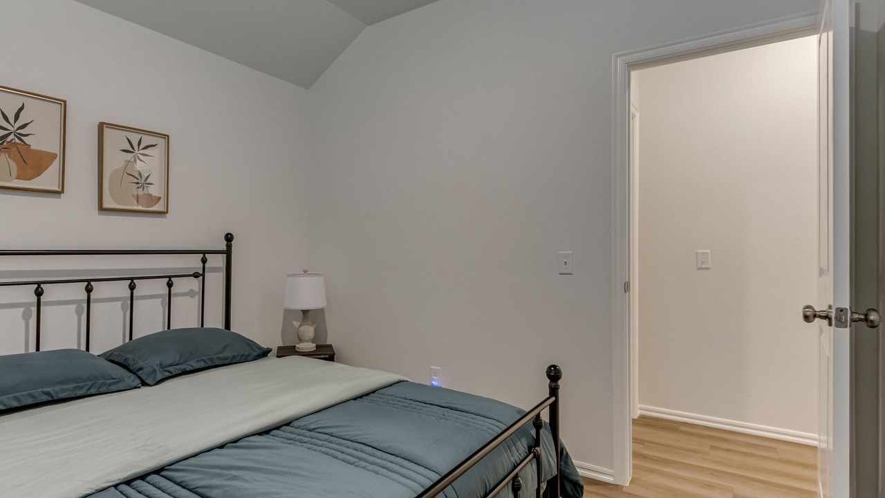 Photo of Bedroom in Yukon