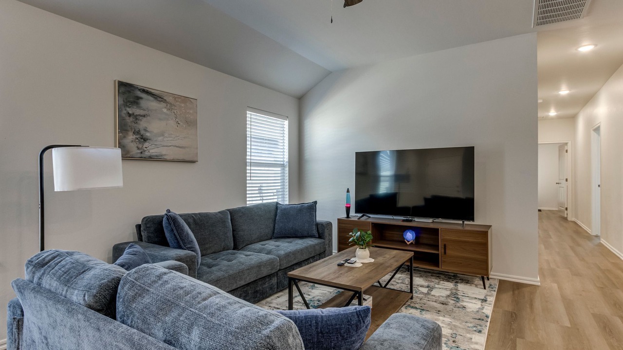 Photo of Livingroom in Yukon
