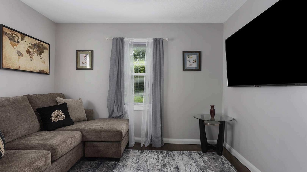 Photo of Livingroom in North Kansas City
