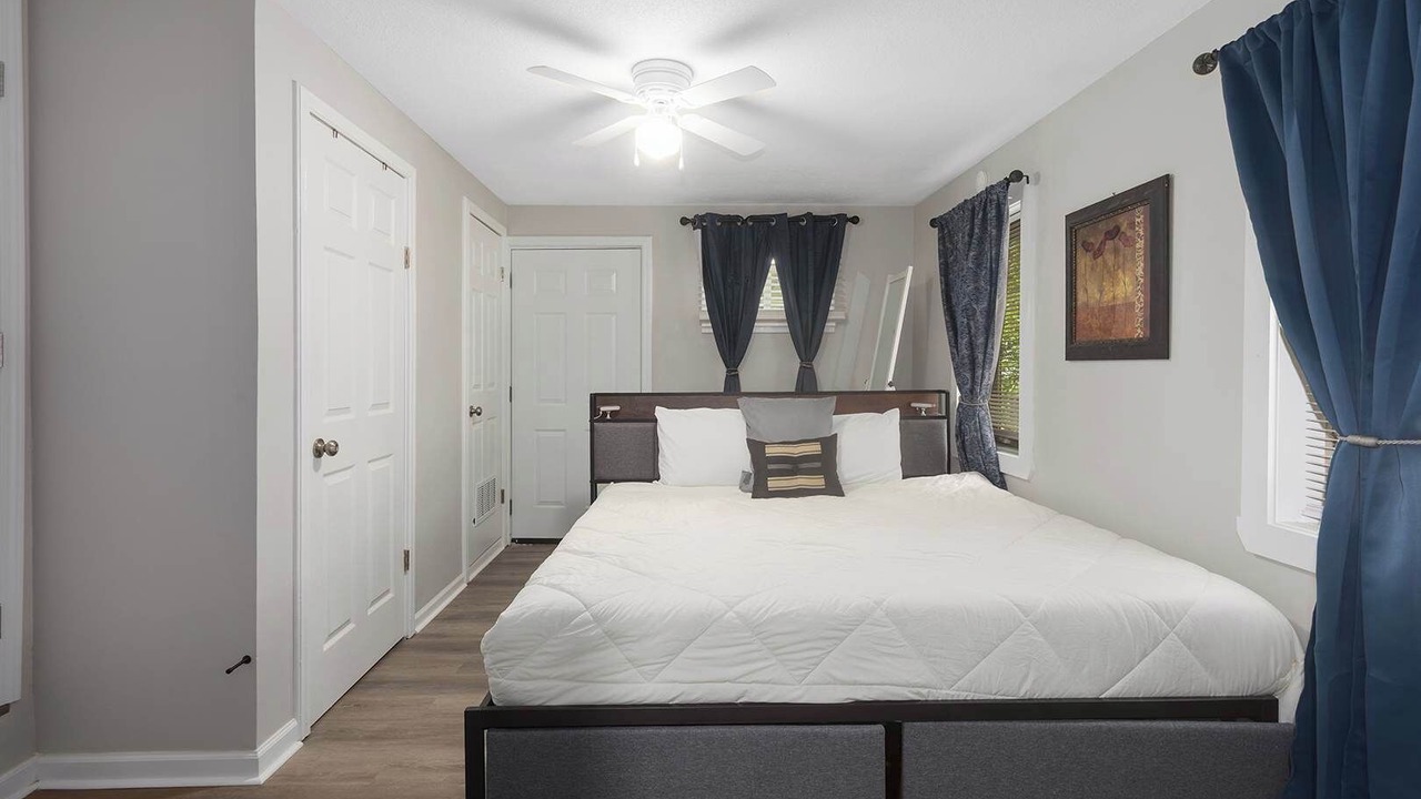 Photo of Bedroom in North Kansas City