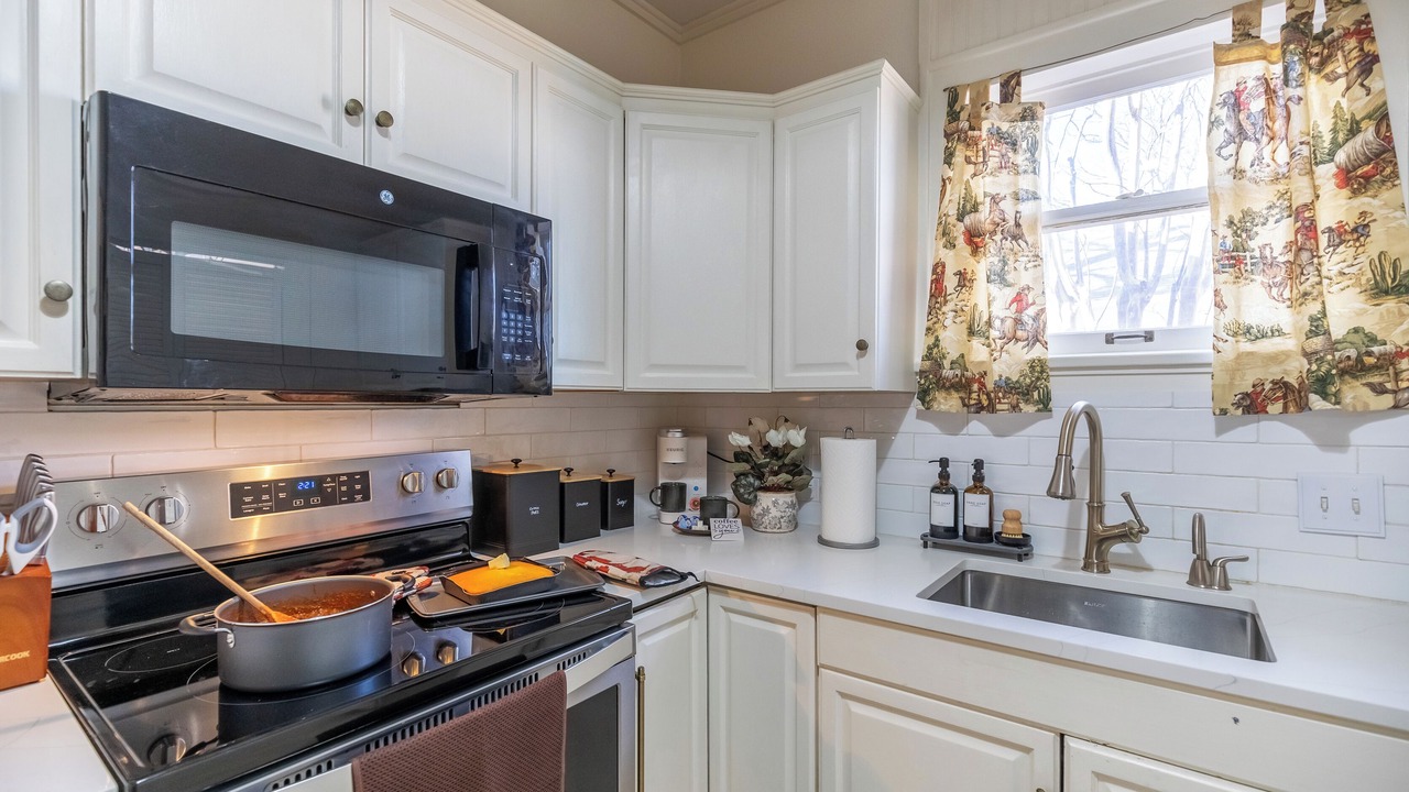 Photo of Kitchen in Sayles Blvd. Area