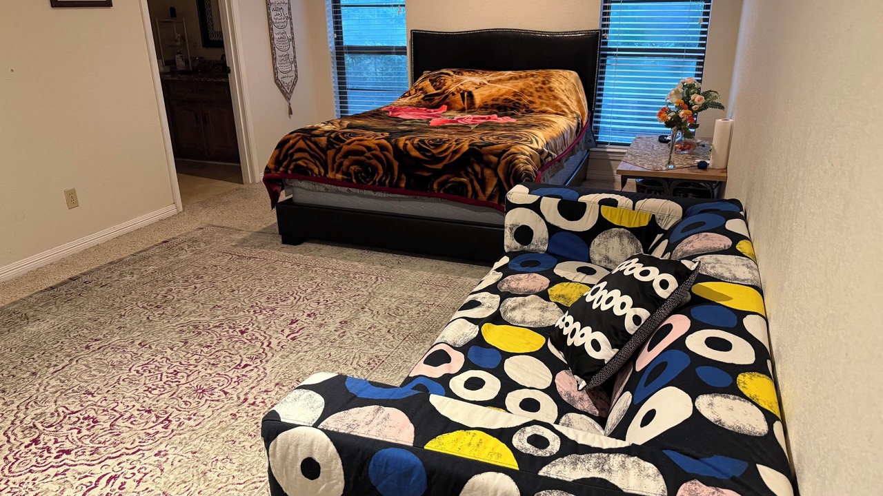 Photo of Bedroom in Colleyville
