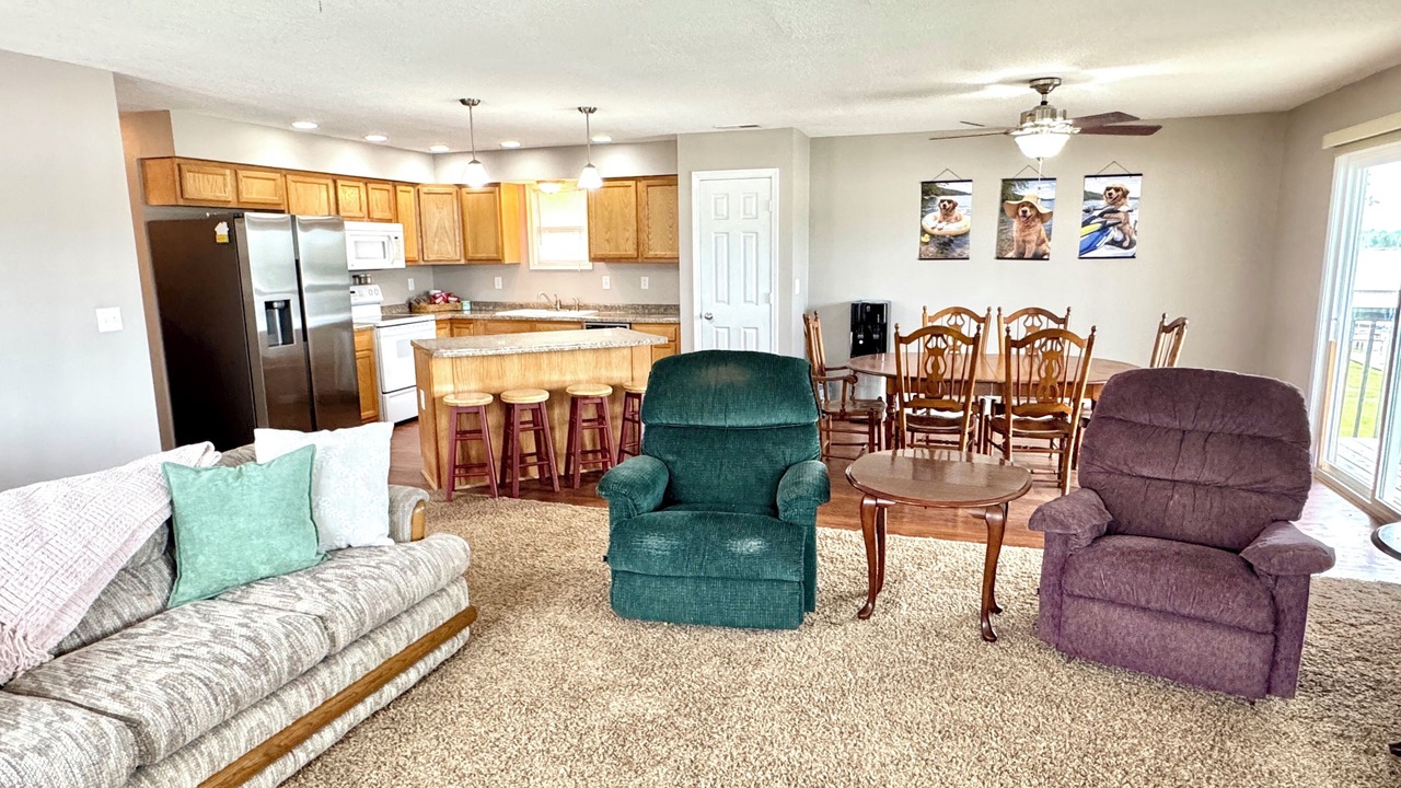Photo of Livingroom in Big Lake