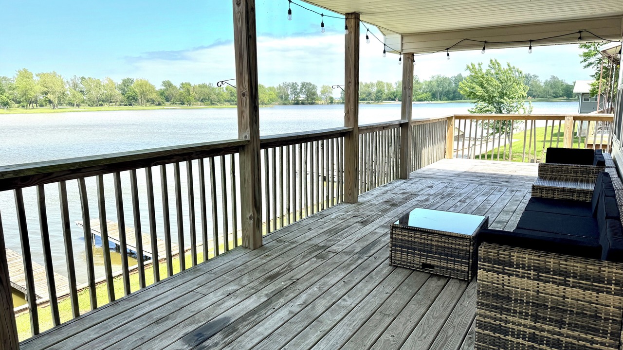 Photo of Patio Balcony in Big Lake