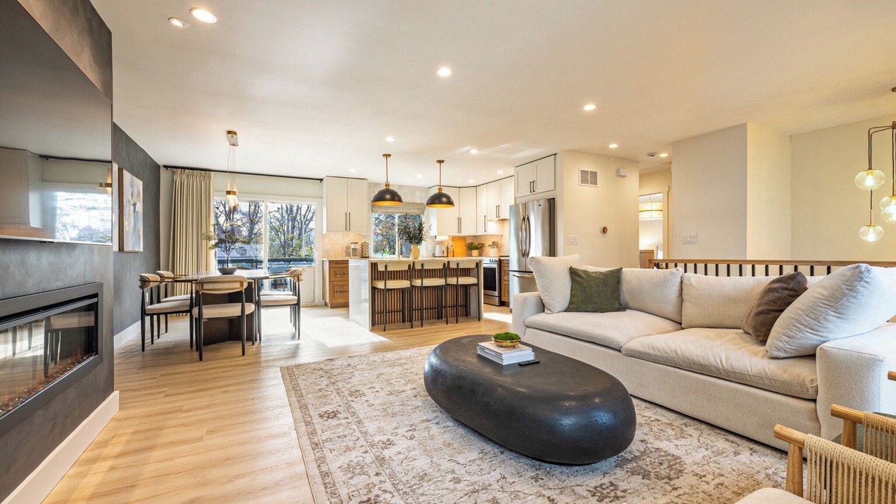 Photo of Livingroom in Castlewood