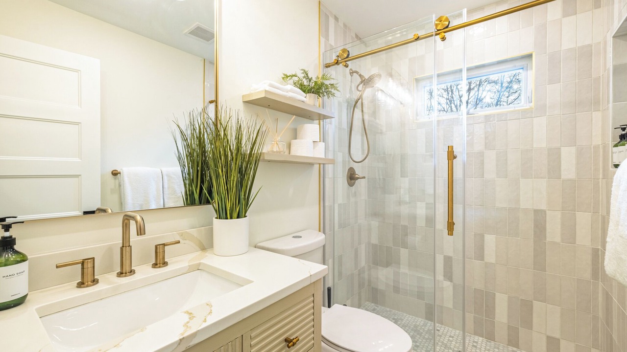Photo of Bathroom in Castlewood