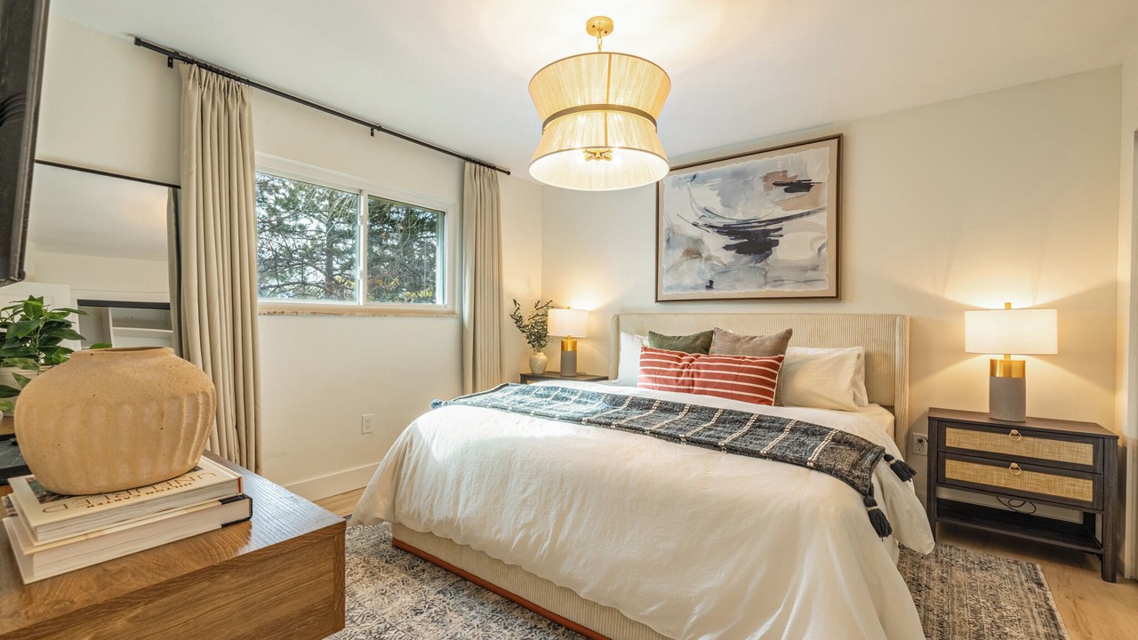Photo of Bedroom in Castlewood