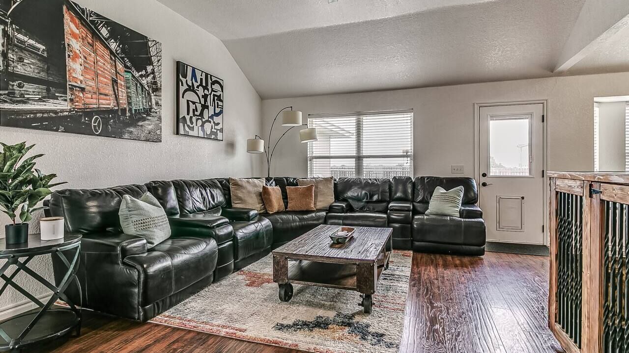 Photo of Livingroom in Oklahoma City