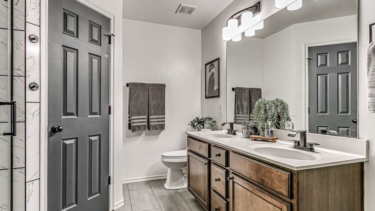 Photo of Bathroom in Oklahoma City