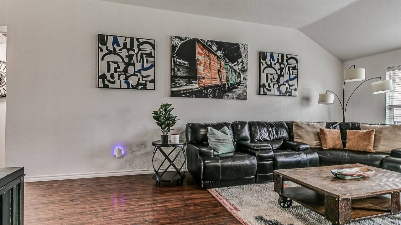 Photo of Livingroom in Oklahoma City