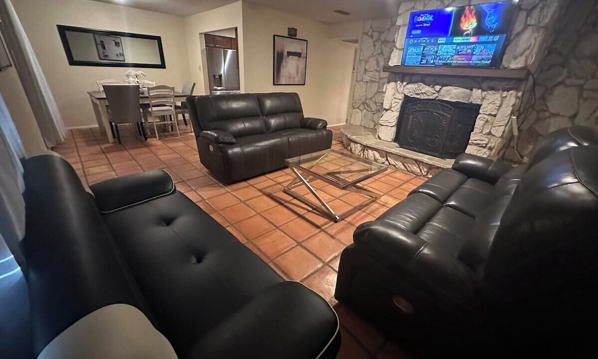 Photo of Livingroom in Odessa