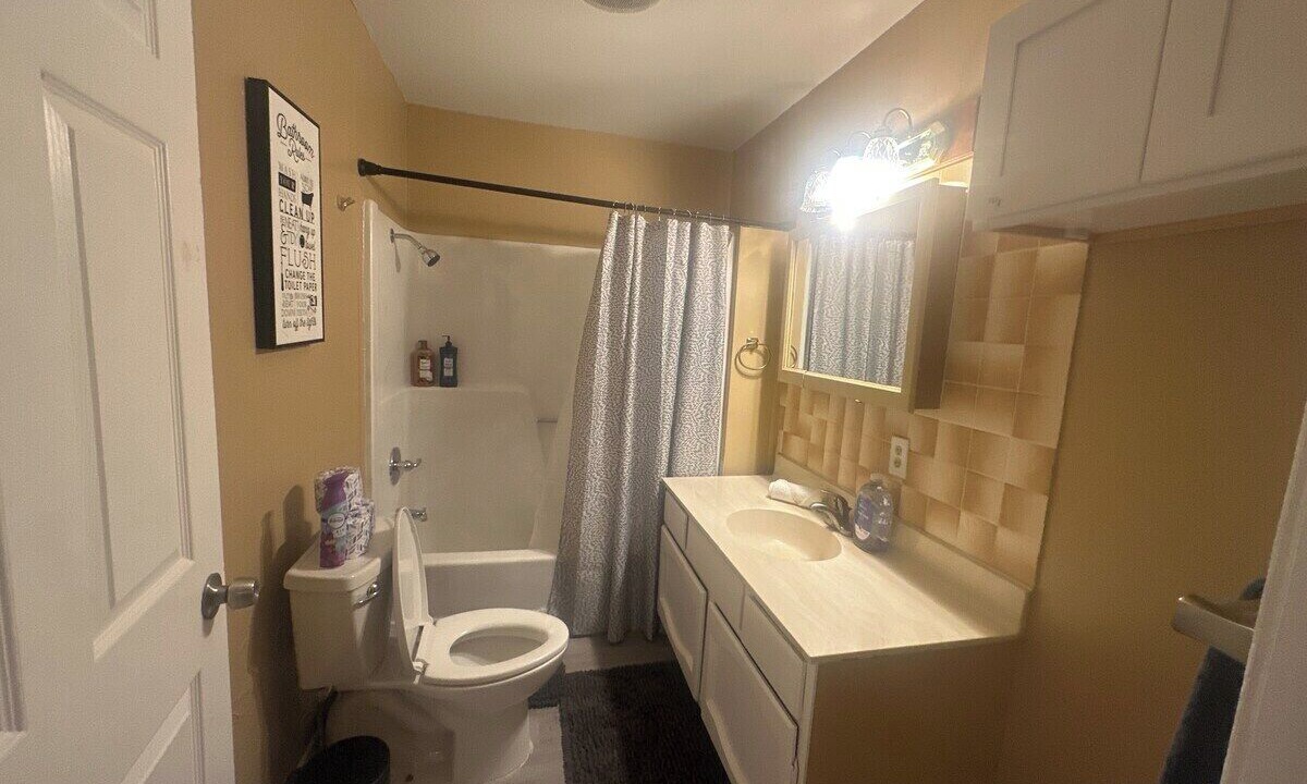 Photo of Bathroom in Big Spring