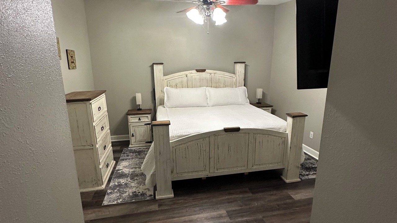 Photo of Bedroom in Piney