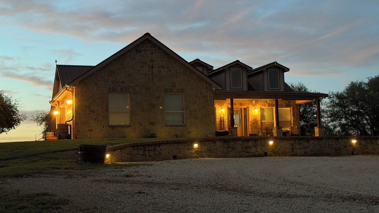 Photo of Outdoor in Burkett