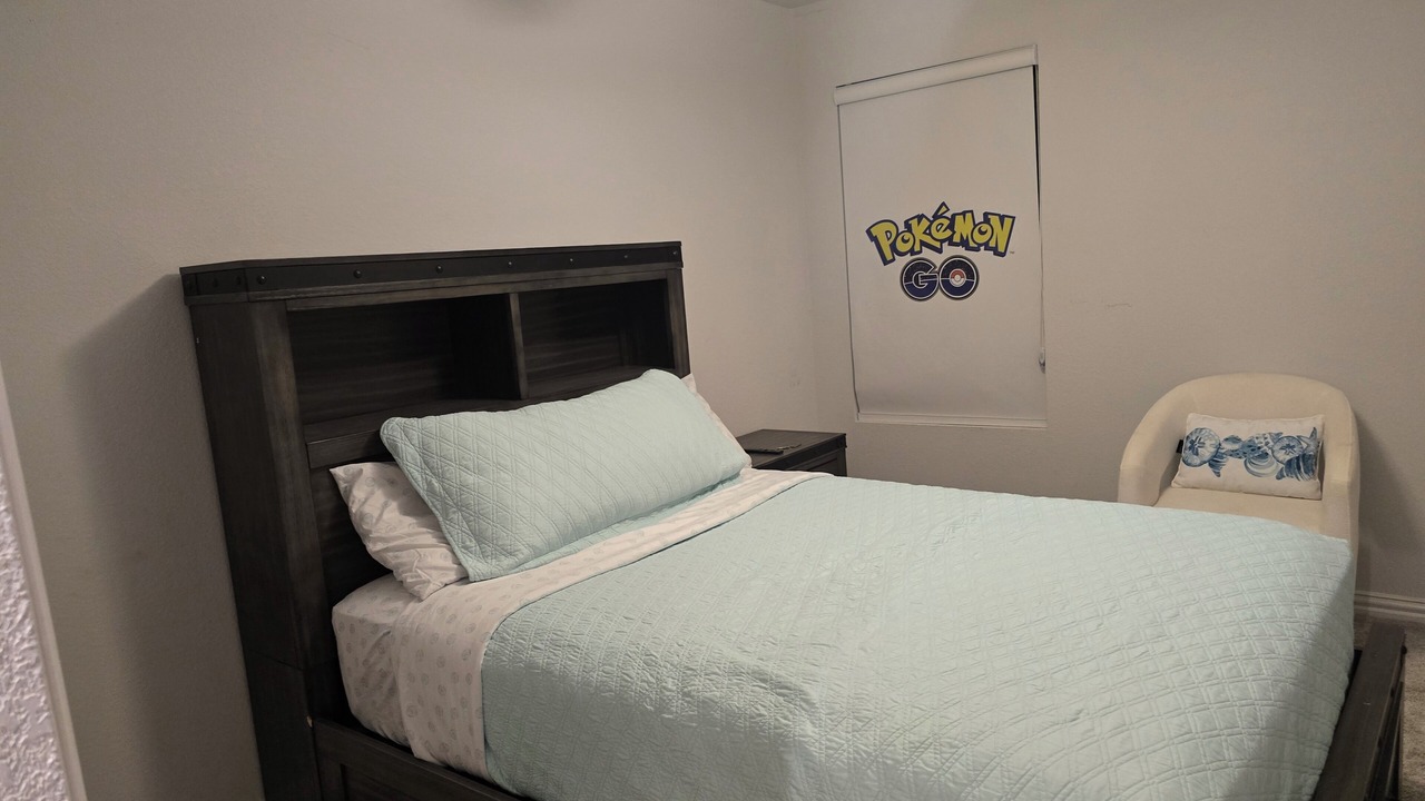 Photo of Bedroom in Aubrey