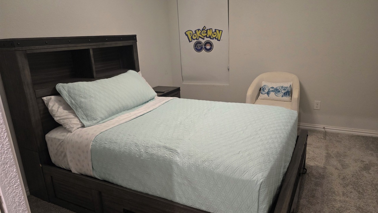 Photo of Bedroom in Aubrey