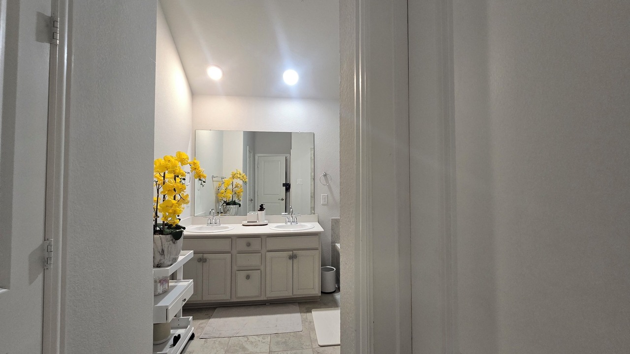 Photo of Bathroom in Aubrey