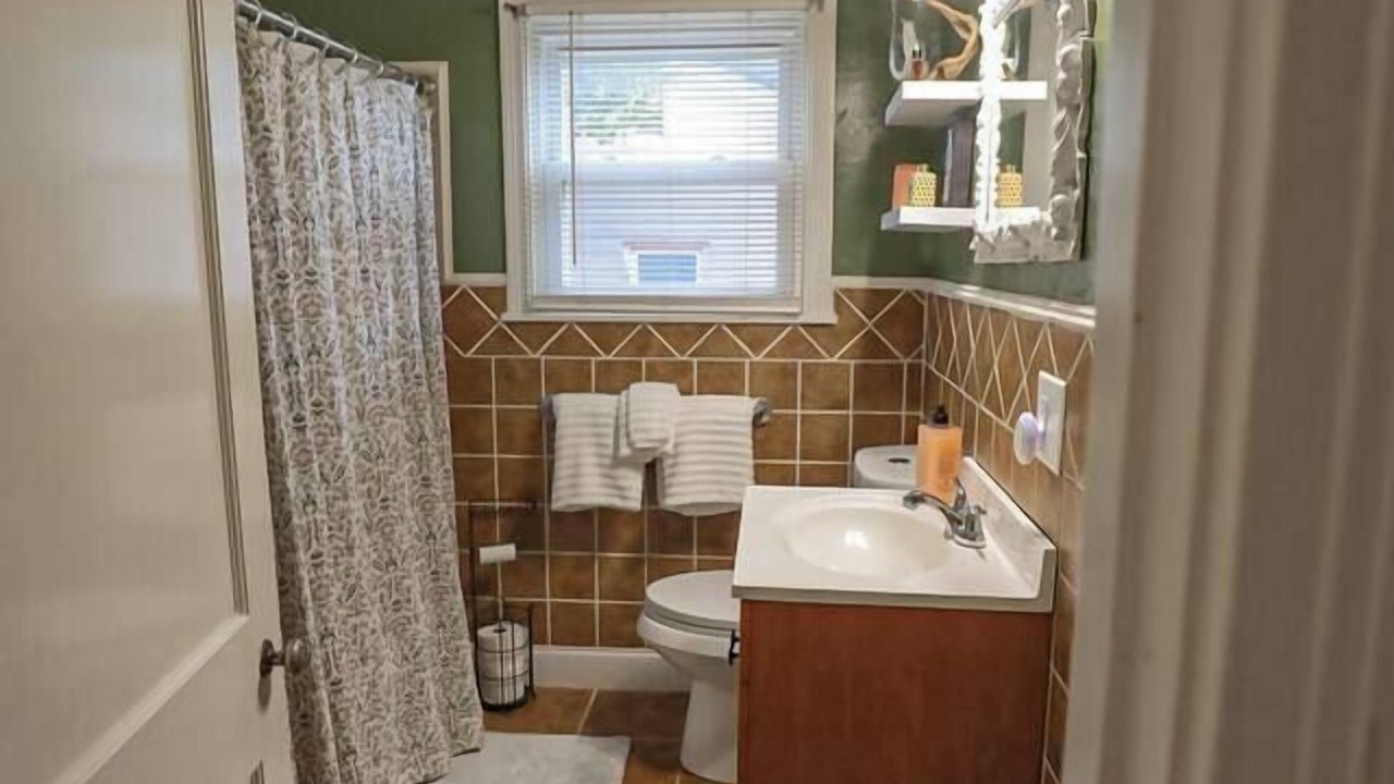 Photo of Bathroom in Stephenville