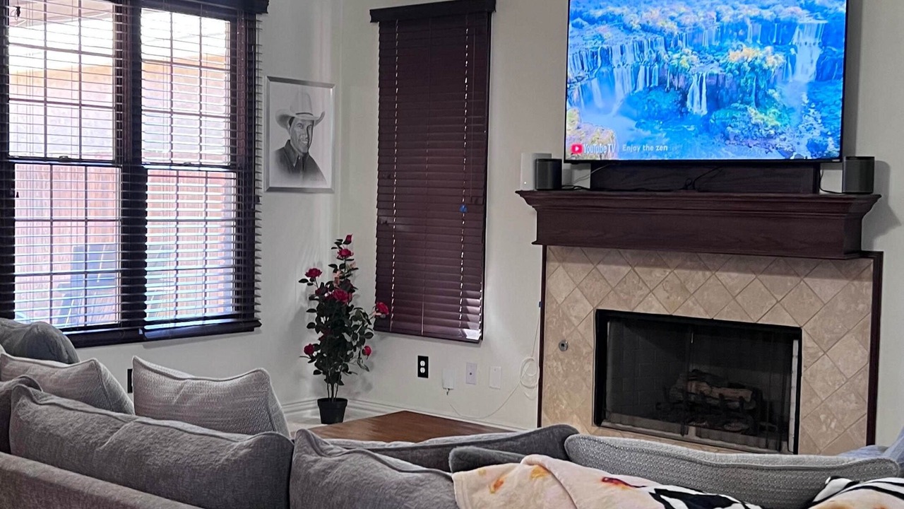 Photo of Livingroom in North Overton
