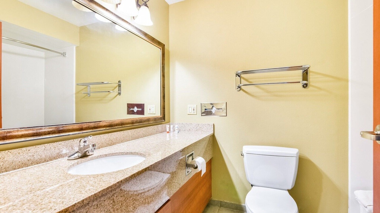 Photo of Bathroom in Central Oklahoma City