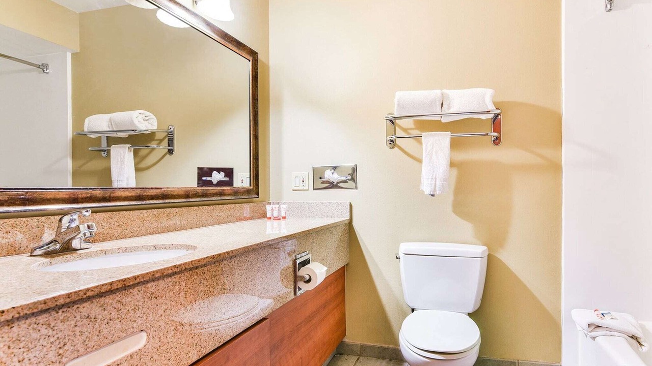 Photo of Bathroom in Central Oklahoma City