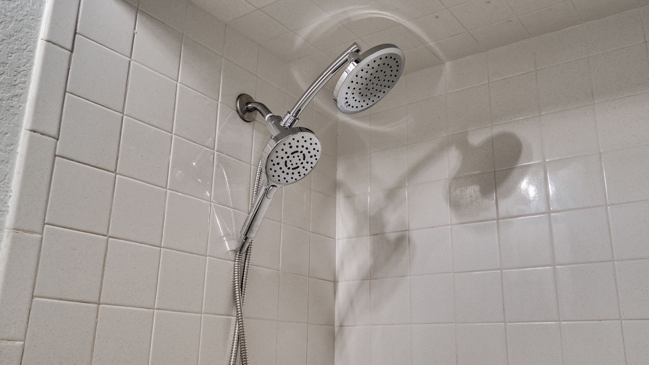 Photo of Bathroom in Mustang